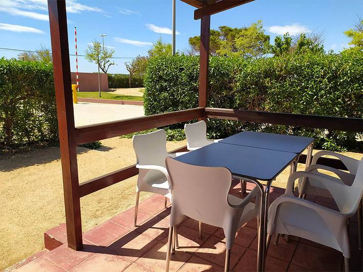 Location de vacances pour 5 personnes, avec Terrasse et Jardin ainsi que Bassin pour enfant et Piscine à Malgrat de Mar - 4