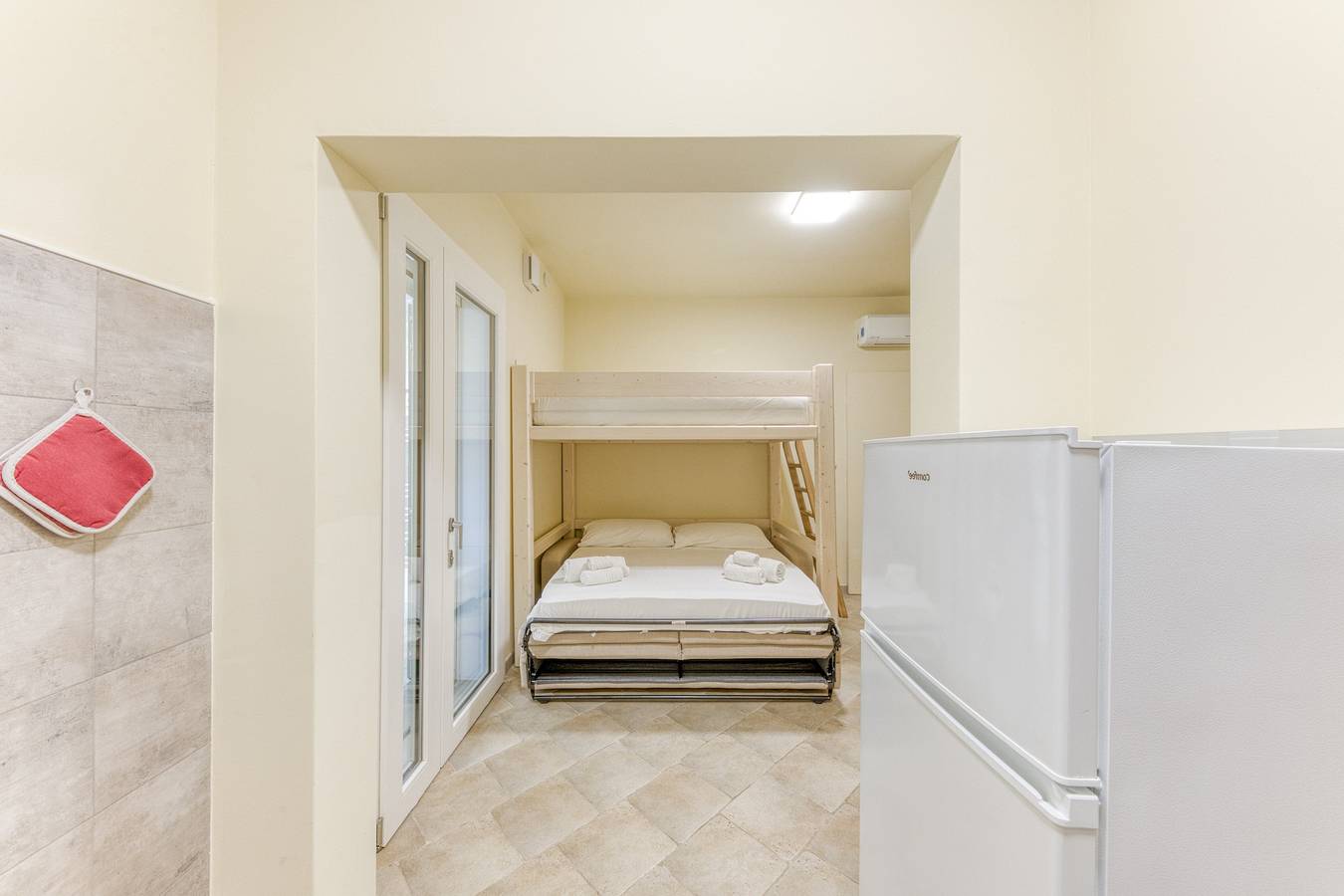 Ganze Wohnung, Apartment '3' mit Klimaanlage in Torre San Giovanni, Ugento
