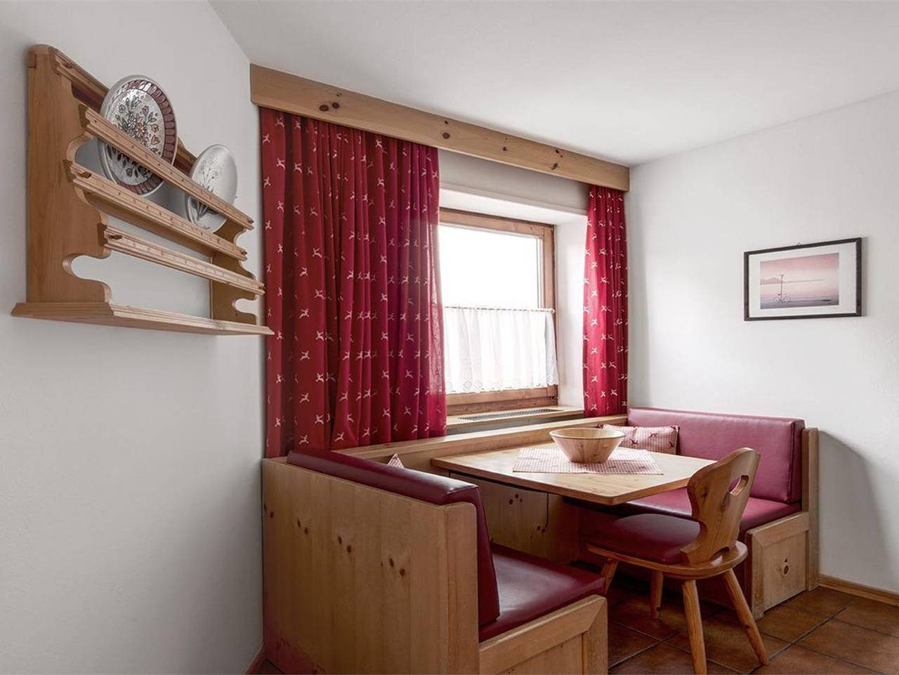 Ganze Ferienwohnung, Residence Dolomieu - Wohnung für 2 Personen in San Cassiano, Abtei