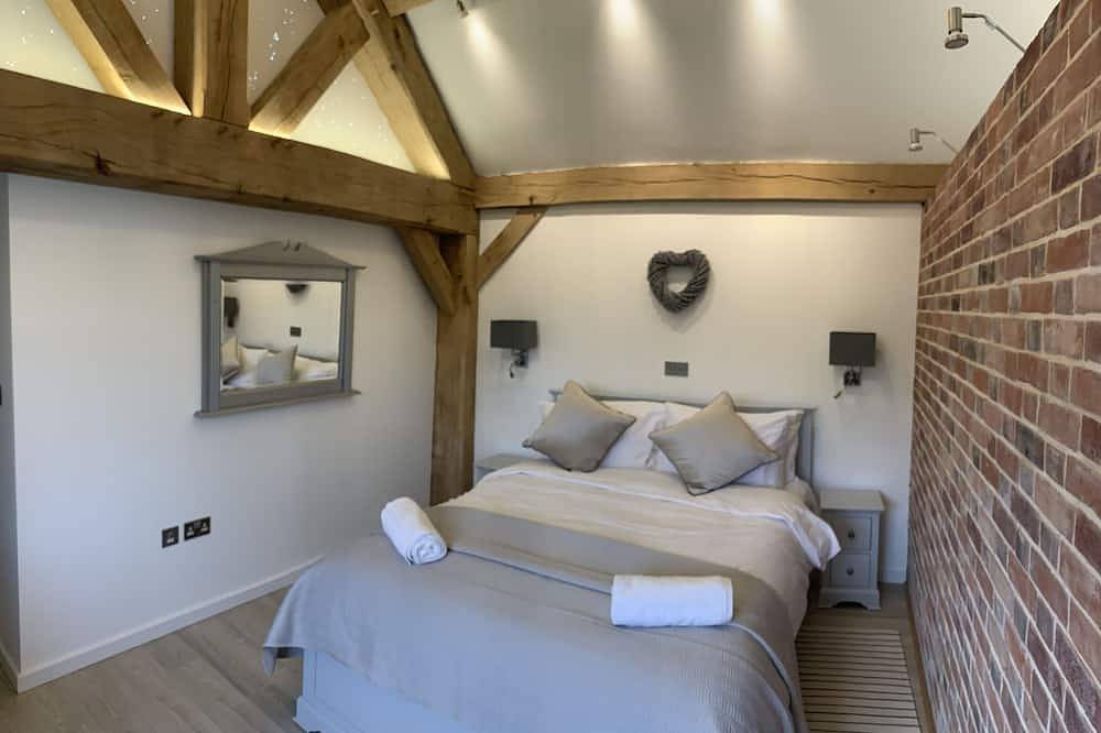 The Cowshed, Luxury Barn Conversion, Tenterden in Tenterden, Ashford region