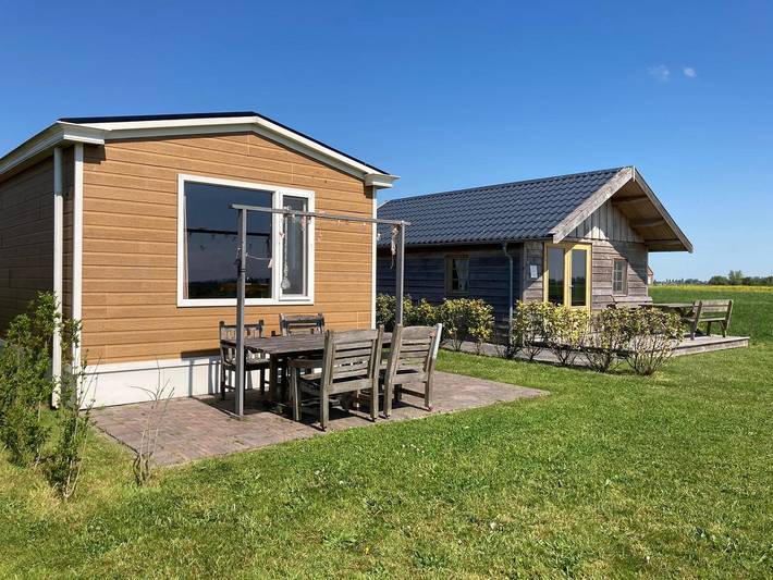 Ferienhaus für 4 Personen, mit Terrasse und Garten am Ijsselmeer