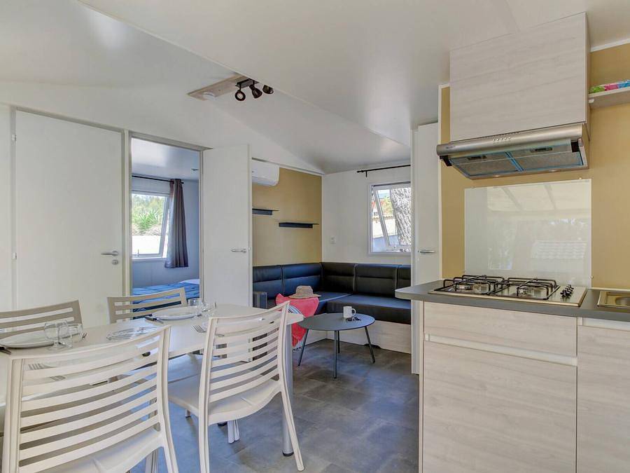 Camping Le Val de Durance - Mobilhome 6 personas - Mobil-home | Confort | 3 Dormitorios | 6 Pers. | Terraza Salón | Clim. in Cadenet, Parque natural regional del Luberon