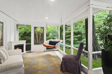 Beach House for 8 People in Springs, North Fork, Photo 2