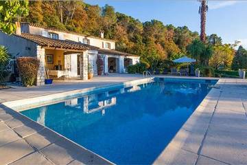 Villa pour 8 personnes, avec jardin, animaux acceptés à Saint-Paul-de-Vence