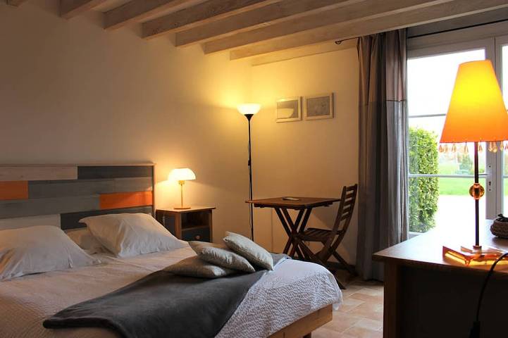 Location de vacances pour 15 personnes, avec jardin et jacuzzi dans Lac de Der-Chantecoq (Giffaumont-Champaubert) - 2