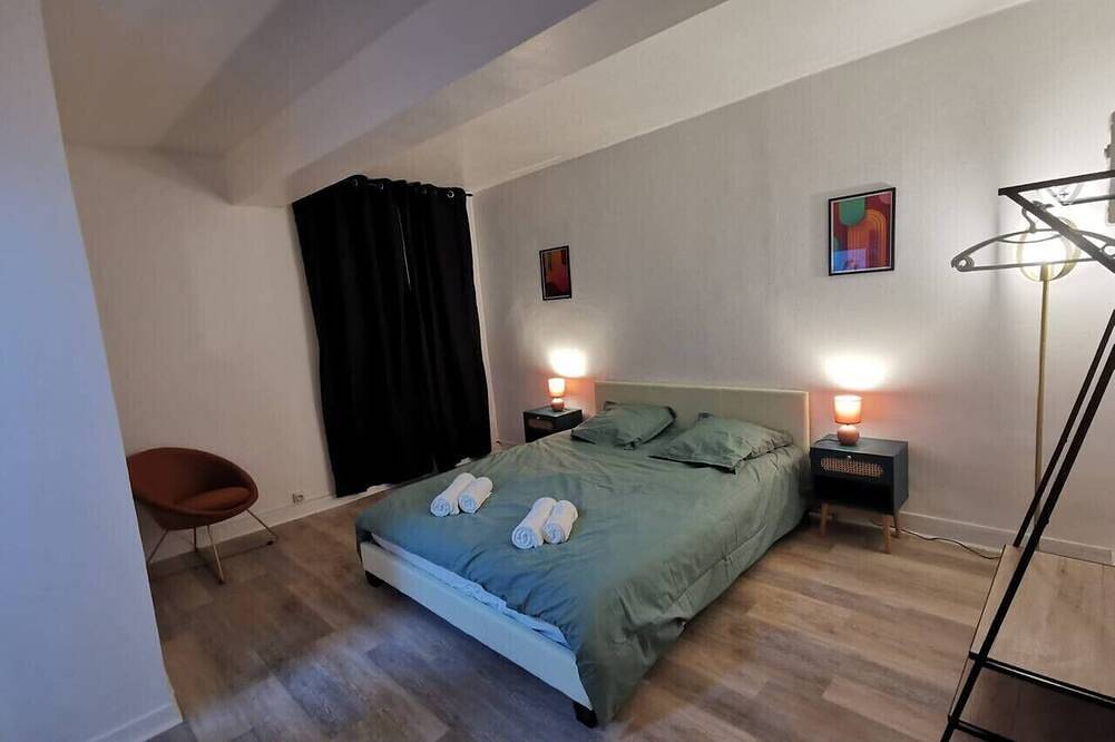 Appartement entier, Bloody Mary 2 couchages in Sens, Yonne