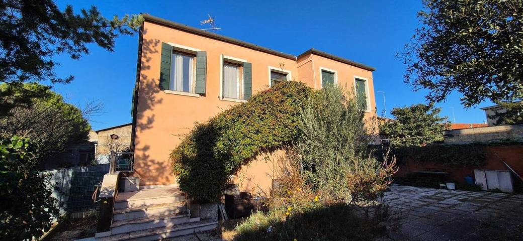 Ferienwohnung für 6 Personen, mit Garten - 1