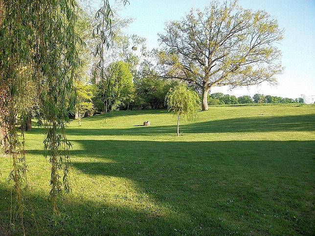 Chambre d’hôte pour 11 personnes, avec jardin dans Seine-et-Marne - 3