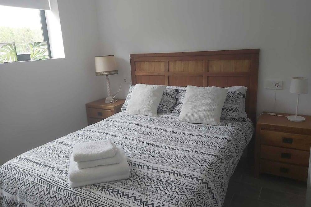 Rural House in A Queira. A quiet environment and close to Ares, Ferrol or Coruña. in Ares, Costa de Galicia