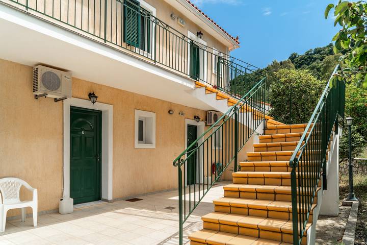 Entire studio, Studio Apartment "Anemona 2" with Shared Pool & Wi-Fi in Markopoulo (Kefalonia), Pastra