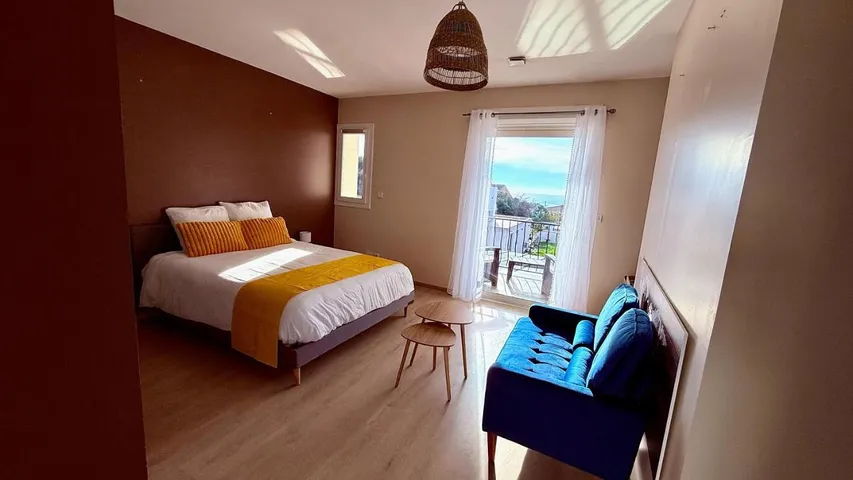 Casa de huéspuedes para 3 personas, con balcón y vistas - 1