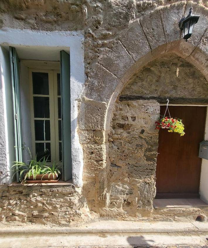 Location de vacances pour 4 personnes, avec terrasse à Saint-Geniès-de-Fontedit - 2