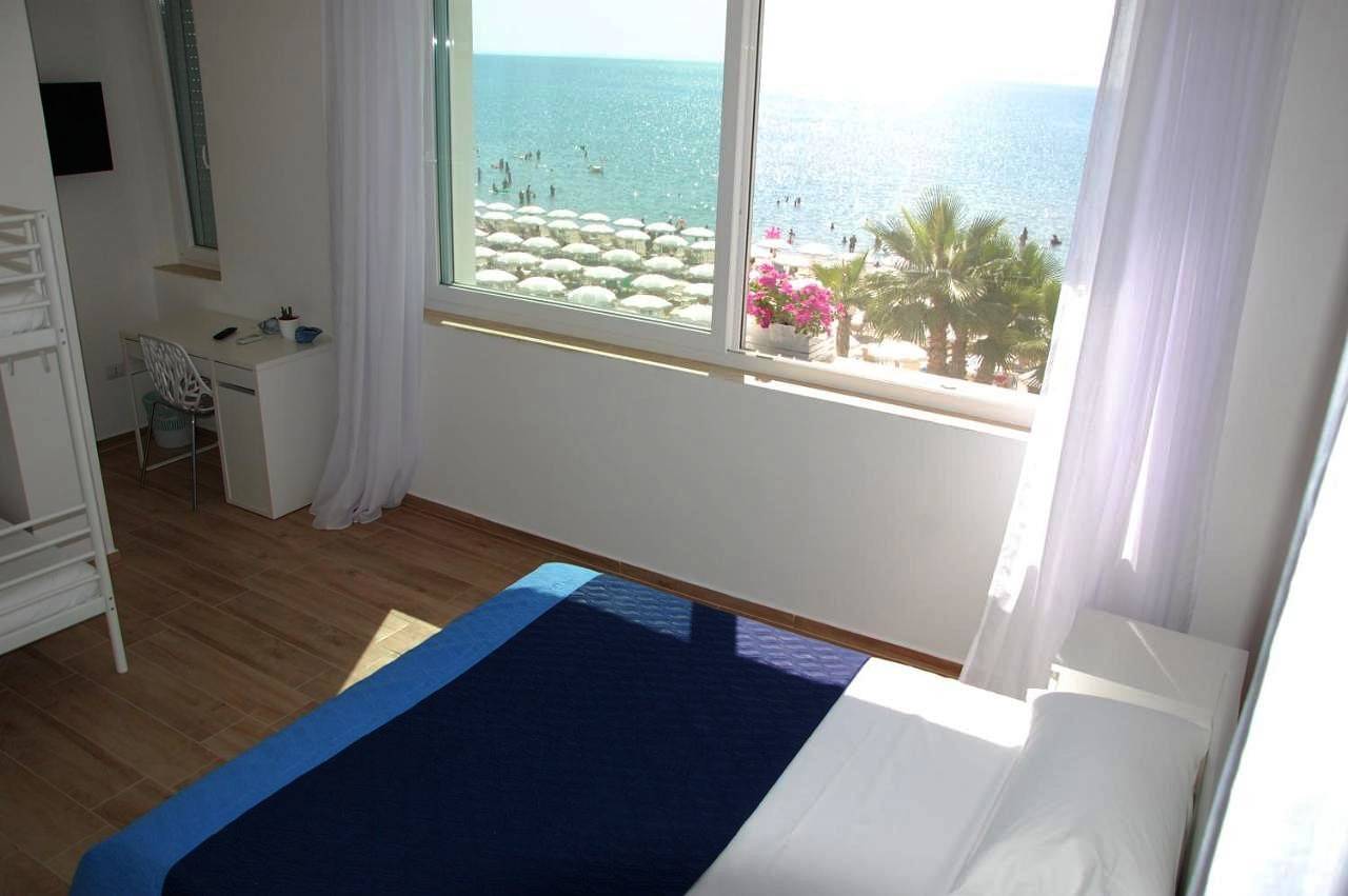 Quadruple Room with Bathroom in Castellaneta Marina, Castellaneta