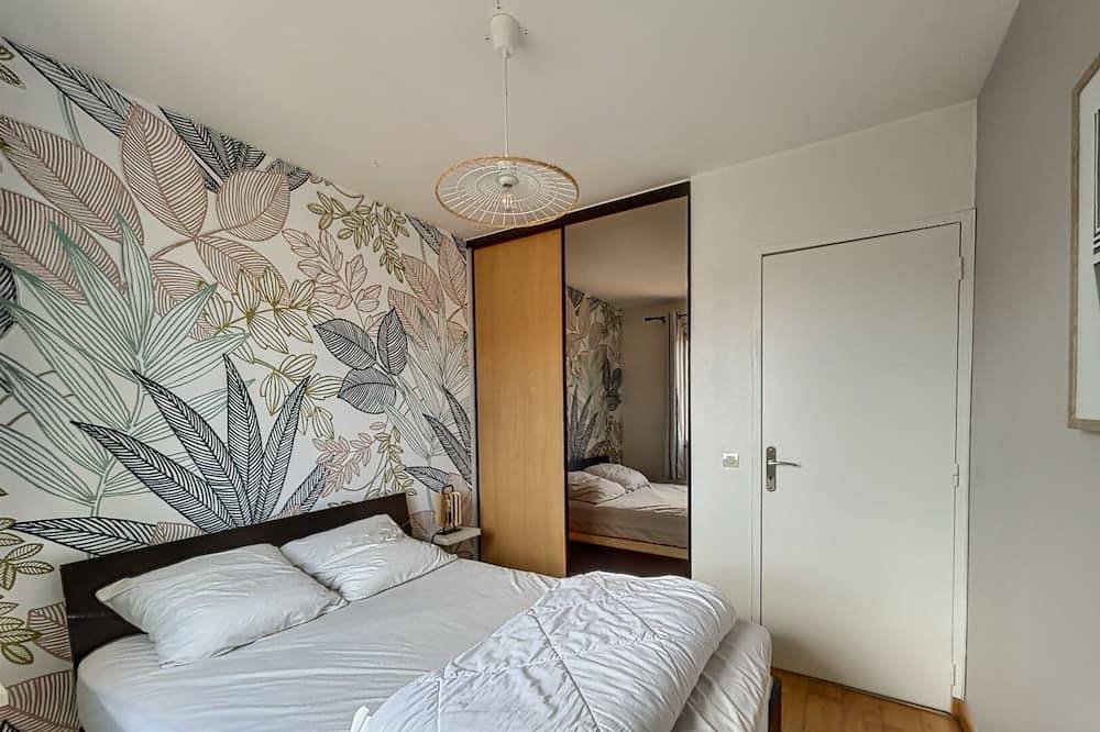 Villa climatizada, tranquila, moderna, confortable, jardín, cerca de la playa. in Villeneuve-Loubet Plage, Villeneuve-Loubet