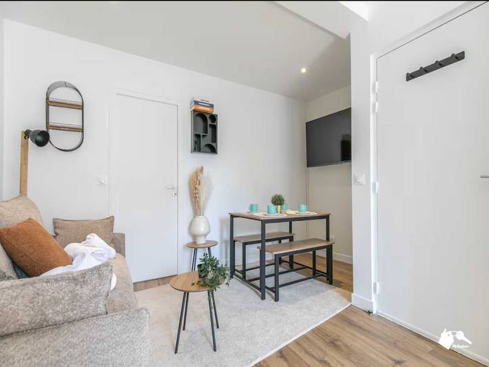 Apartamento entero, Acogedor apartamento -1 habitación/4 personas - Montreuil - Cerca de París in Montreuil, Sena-Saint Denis