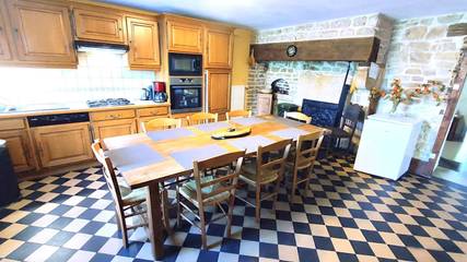 Gîte pour 8 Personnes dans Puilly-et-Charbeaux, Ardennes, Photo 2