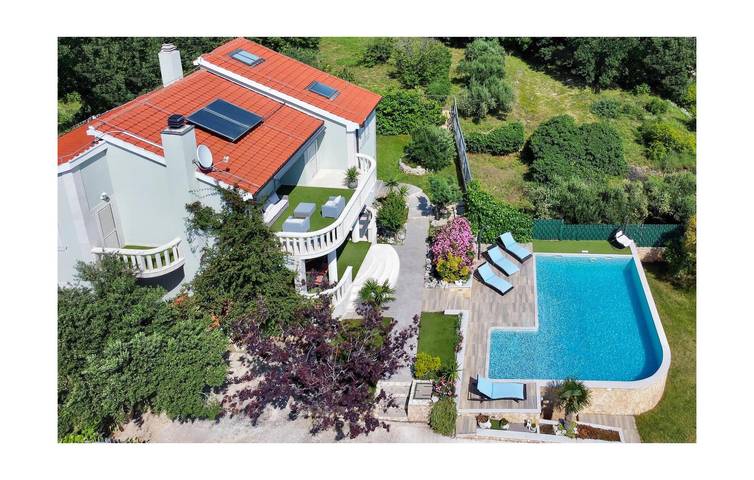 Ferienhaus für 8 Personen, mit Terrasse und Sauna, kinderfreundlich in Kaštela - 3