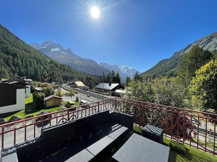 Gîte pour 4 personnes, avec terrasse et vue, animaux acceptés dans Gare de Montroc-le-Planet - 4