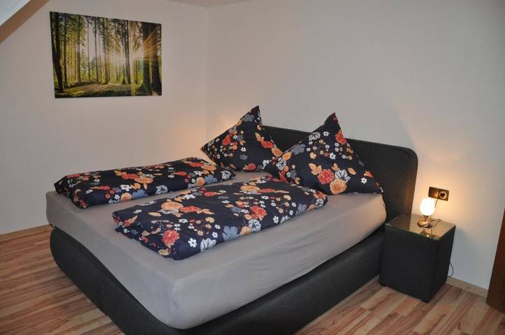 Ferienwohnung für 3 Personen, mit Balkon und Terrasse sowie Ausblick in St. Ingbert - 4