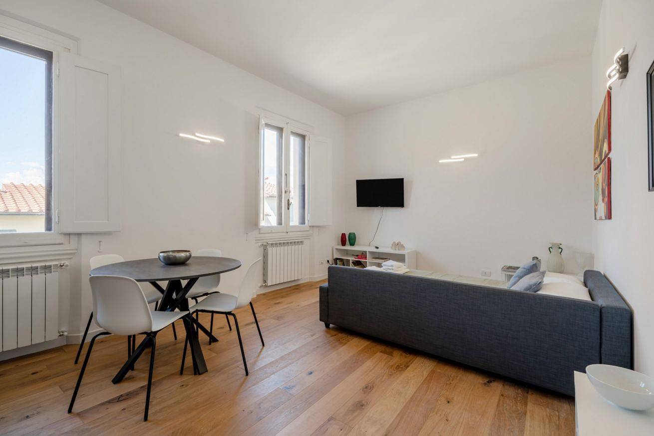 Entire apartment, Santa Maria Novella Nest - Vittoria Apartment in Florence city center, Florence