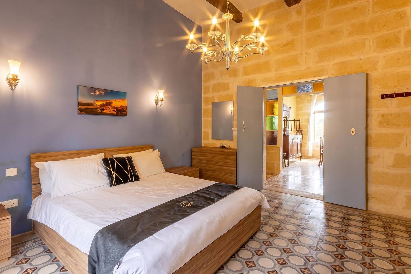 Surwig Gozitan Villa & Pool in Kercem, Gozo (Malta)