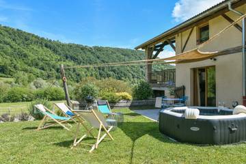 Log Cabin for 5 People in Saint-Bueil, Isère, Photo 1