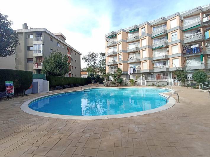 Ferieleilighet for 10 personer, med hage, dyr tillatt i Salou