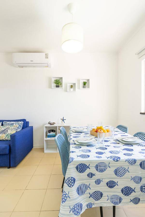 Location de vacances pour 4 personnes, avec terrasse et vue à Lajes do Pico - 2