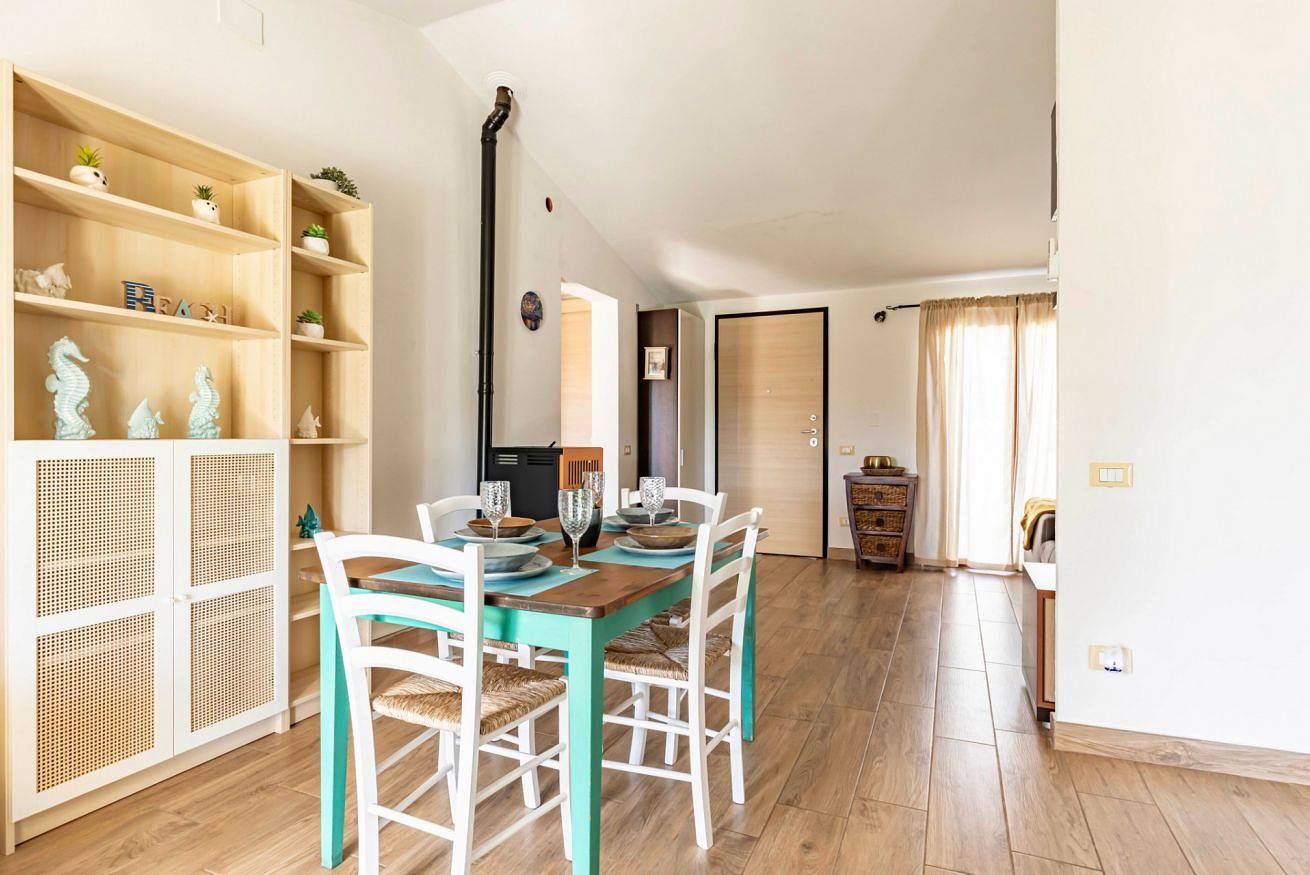 Entire apartment, A casa di nonna Lella - Private Garden & Parking in Piano di Vezzano, Santo Stefano di Magra