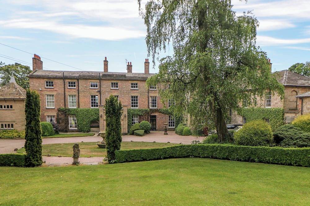 Cottage for 14 People in Carsington Water, Derbyshire