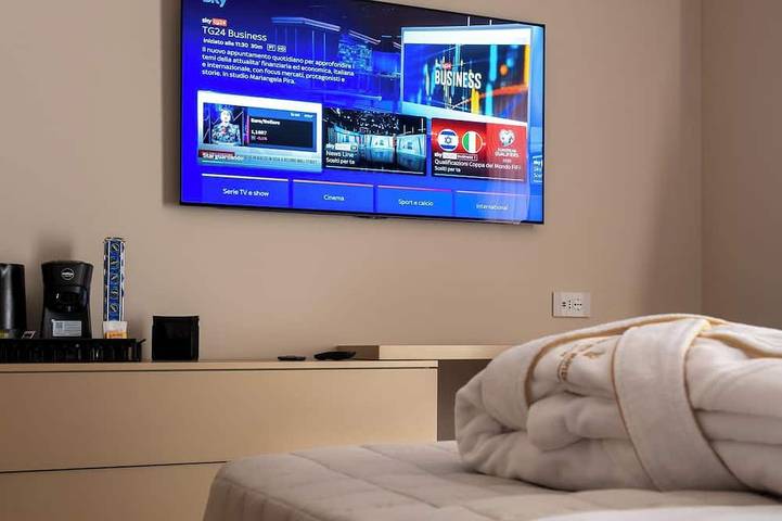 Appartement entier, Chambre double avec salle de bain attenante in Terni, Province de Terni