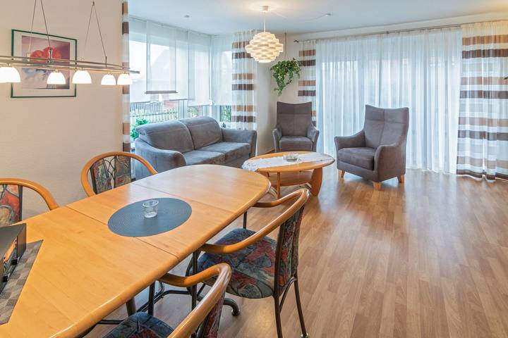 Ferienhaus für 4 Personen, mit Terrasse und Garten in Dornumersiel - 3