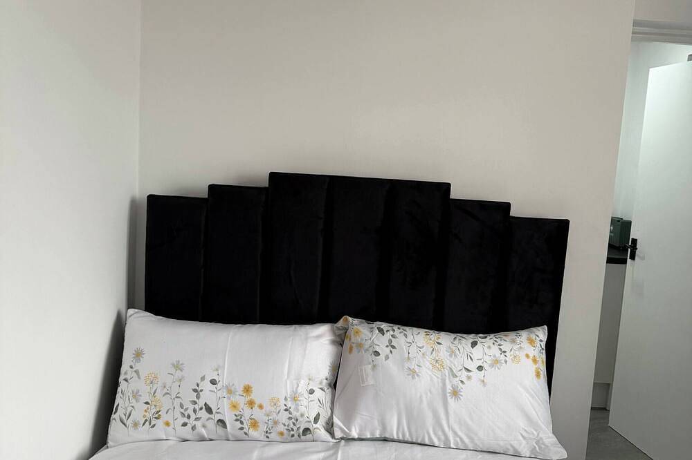 Entire apartment, Peaceful Luton Apartment - Perfect for City Break in Luton, Chiltern Hills