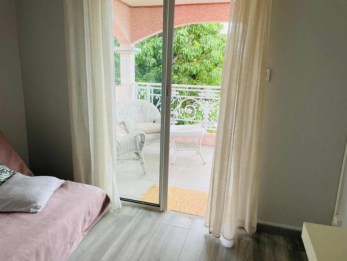 Gîte pour 4 personnes, avec vue et terrasse à Entre-Deux - 4