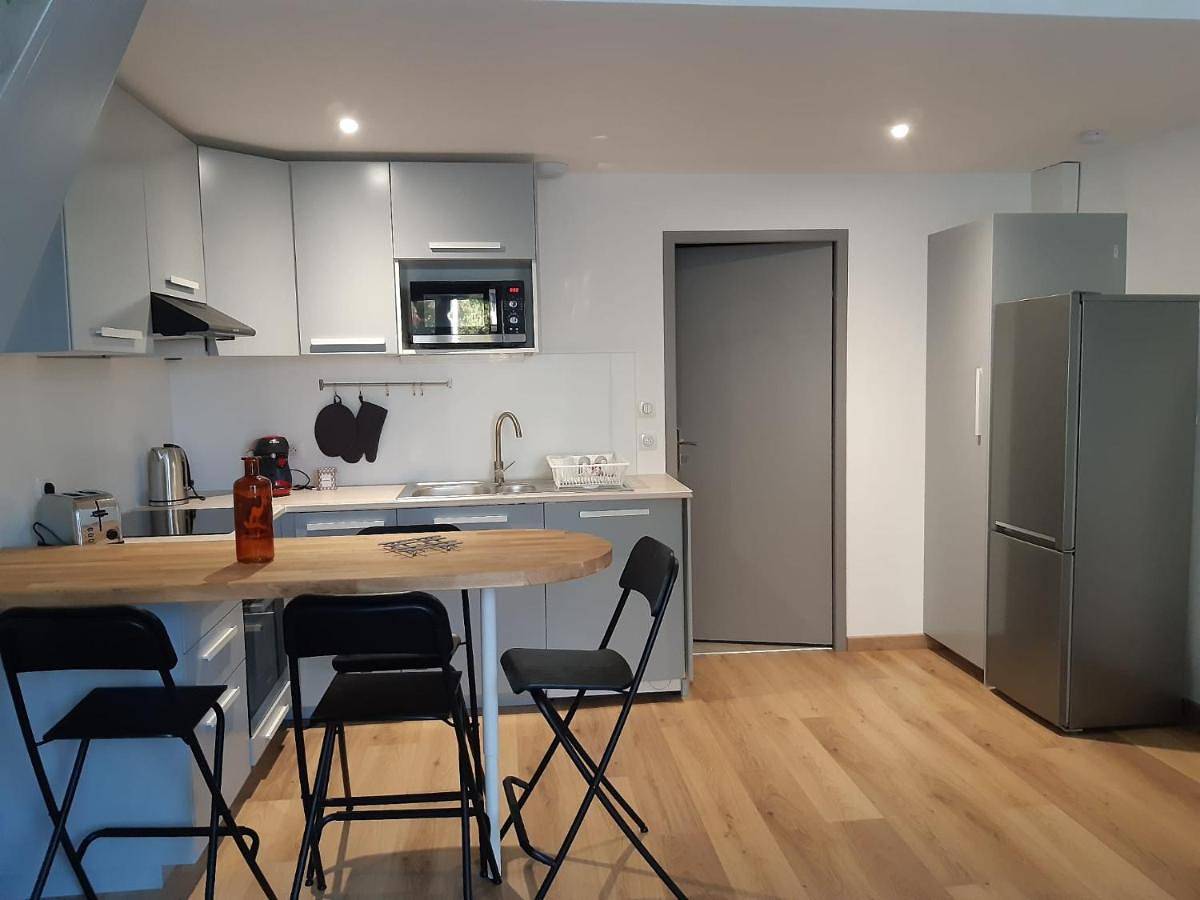 Appartement entier, Appart Cosy proche centre ville et gare de La Rochelle in Périgny, Région de La Rochelle
