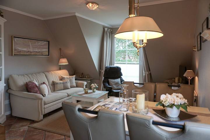 Ganze Wohnung, In einer ruhigen Sackgasse erwartet Sie dieses Urlaubsdomizil. in Nordfriesische Inseln (Schleswig-Holstein) (Schleswig-Holstein), Wenningstedt