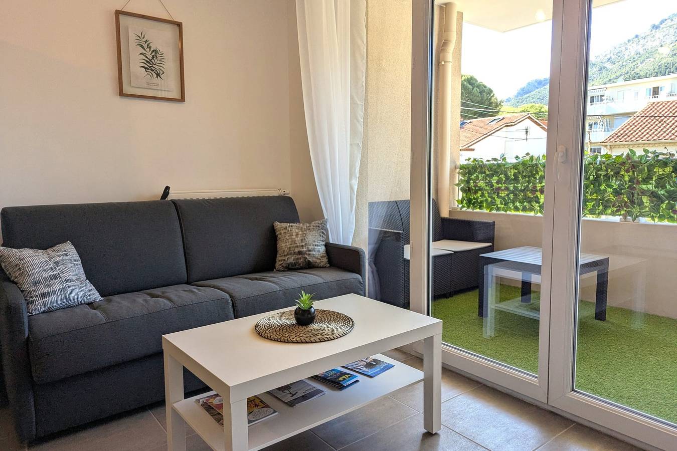 Appartement entier, Appartement moderne avec terrasse, au calme in Toulon, Région de Toulon