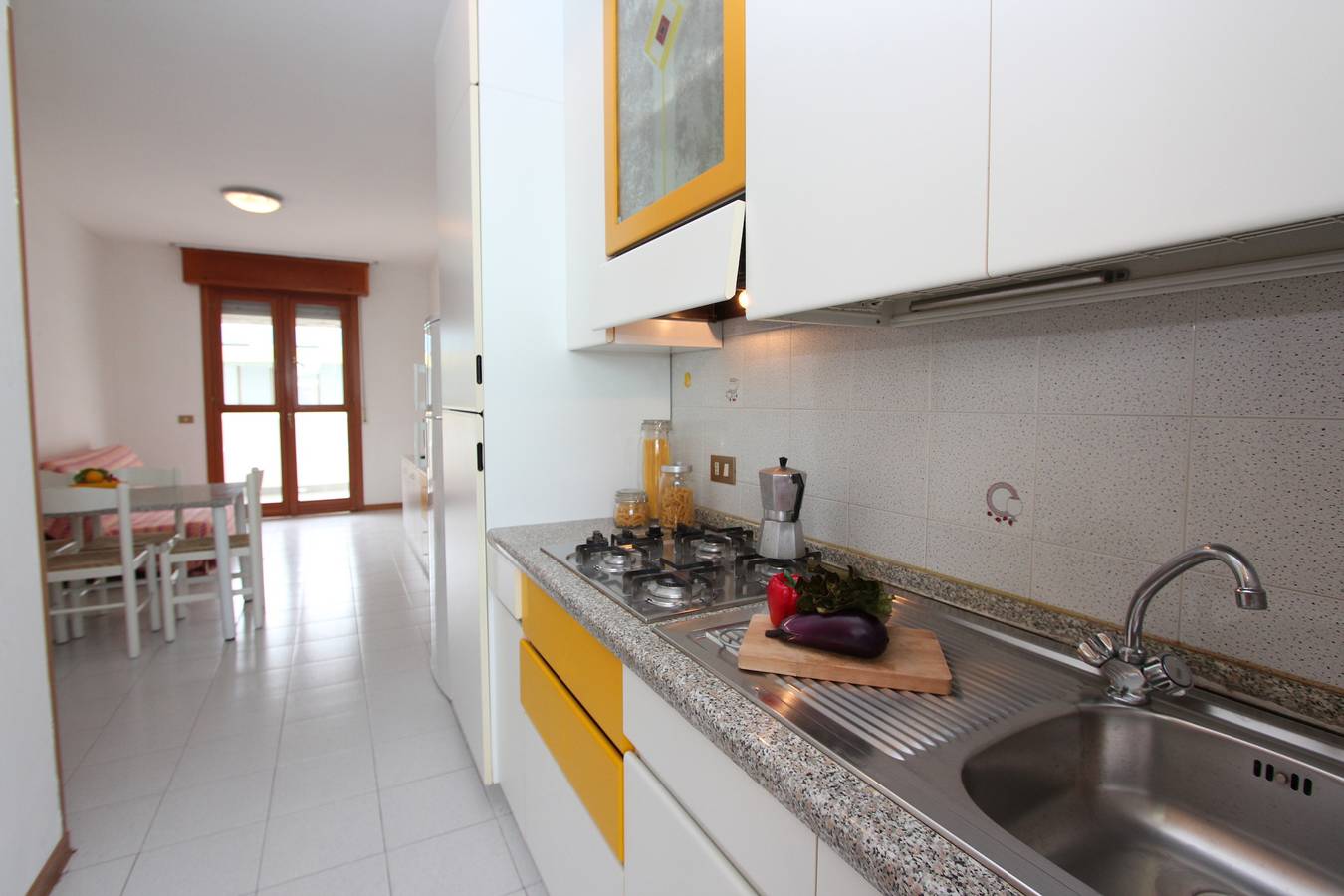 Appartement entier, Charmant appartement en bord de mer avec clim - Beahost in Bibione, Province de Venise