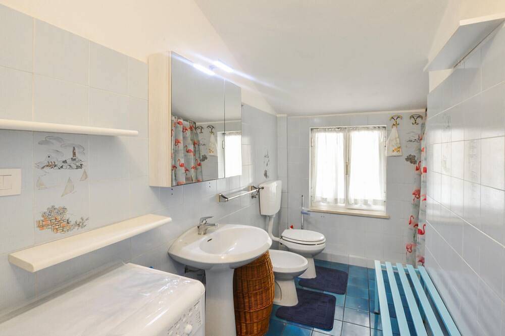 Appartamento intero, Splendido appartamento con 3 camere da. in Poggi Imperia, Imperia