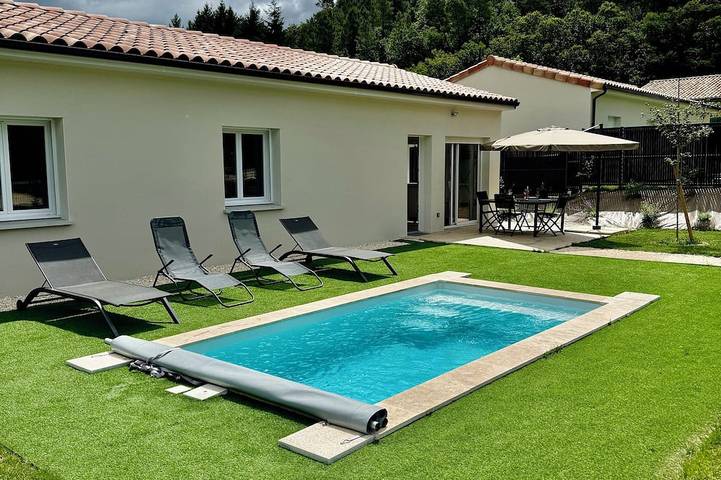 Villa pour 8 personnes, avec jardin