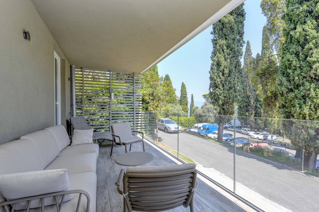 Appartement entier, Minnie by Garda Fewo in Gardone Riviera, Montagnes autour du lac de Garde