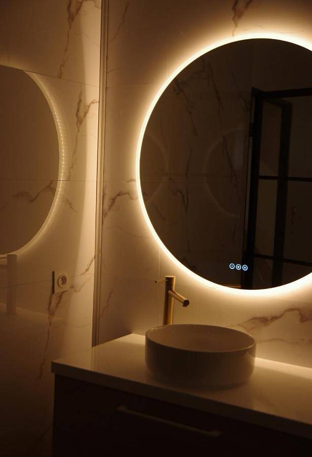 Location de vacances pour 4 personnes, avec terrasse et jacuzzi dans Les Monts d'Aunay - 2