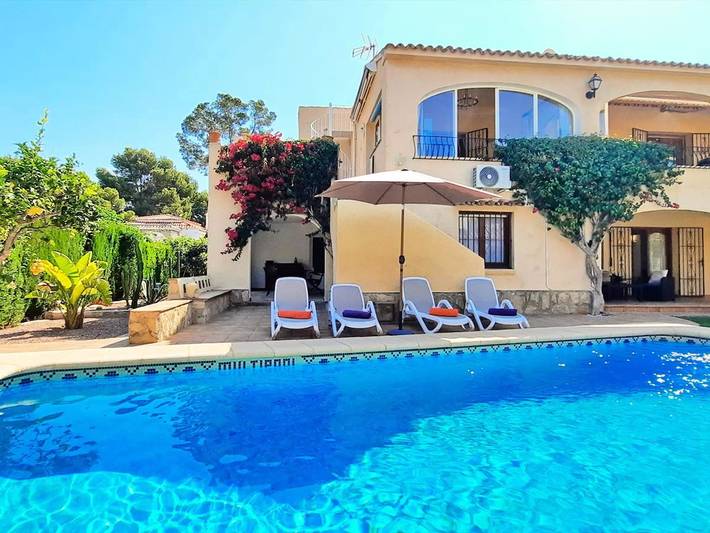 Casa rural para 4 personas, con jardín en Moraira - 2