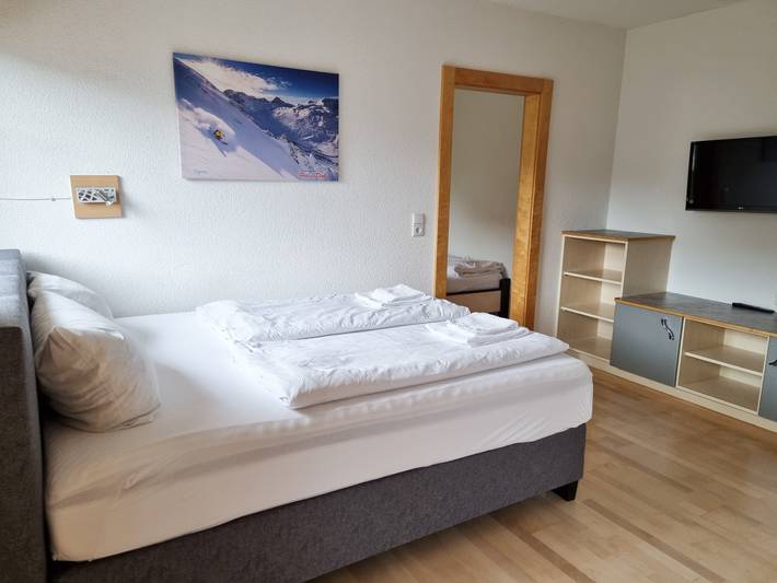 Ganze Wohnung, "App 5 Personen" in der Ferienwohnung Haus Alpenjuwel in der Nähe von Skigebieten in Tuxer Alpen, Hippach