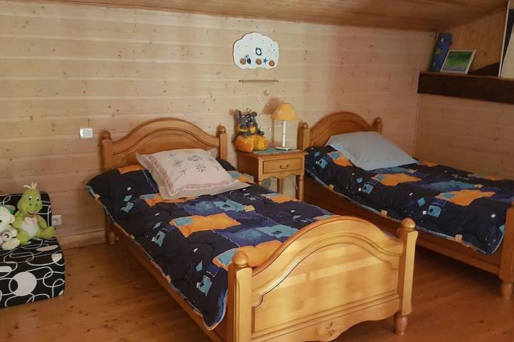 Location de vacances pour 4 personnes, avec terrasse et jardin à Gémozac - 4