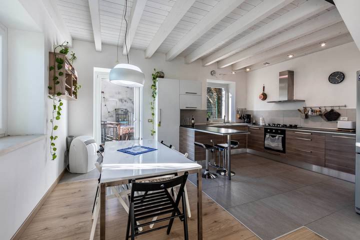 Ferienhaus für 8 Personen, mit Balkon und Garten in Verona - 4