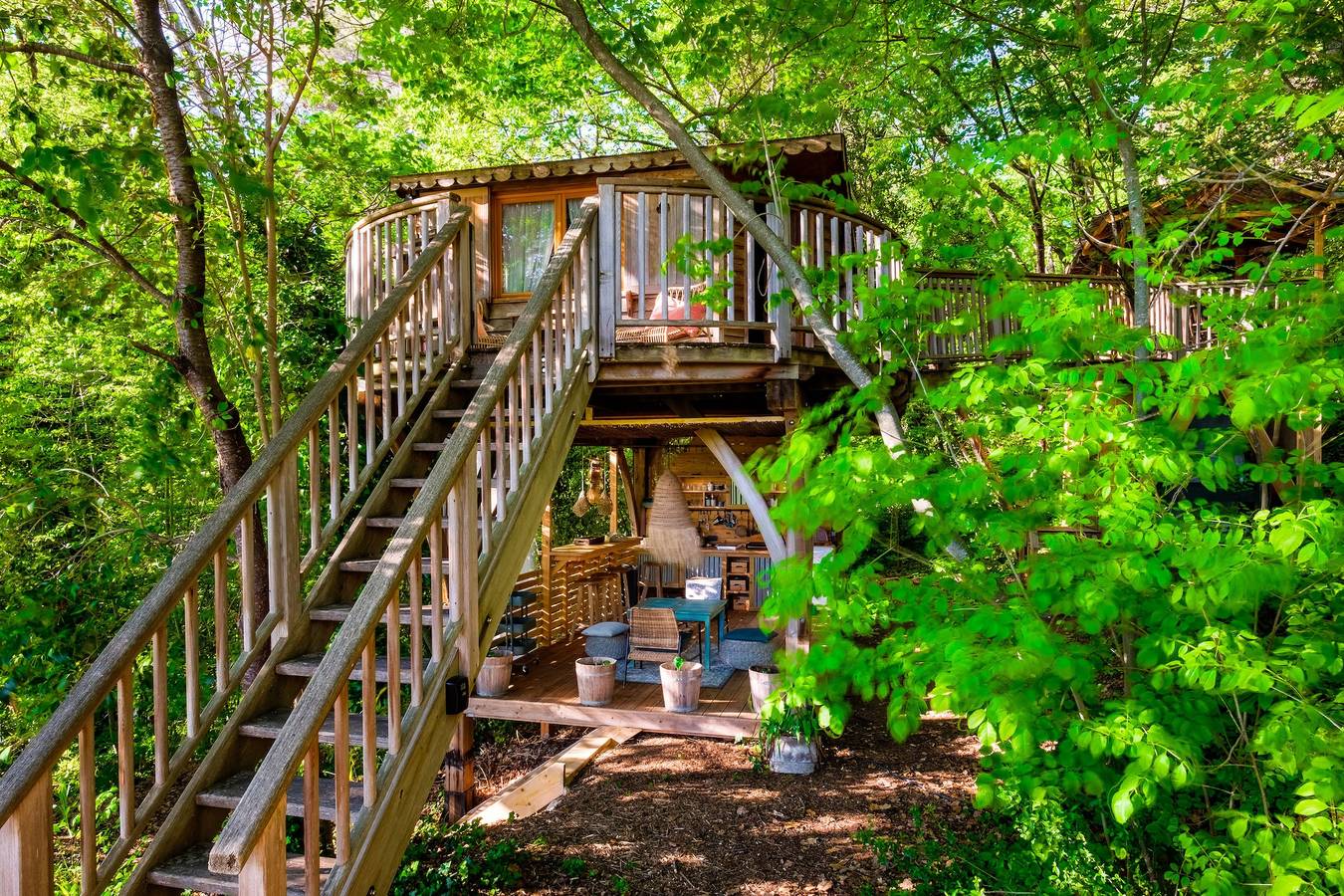Cabane "King Louie and Mowgli" avec piscine naturelle partagée et 2 terrasses in Saint-Paul-de-Vence, Côte méditerranéenne (France)