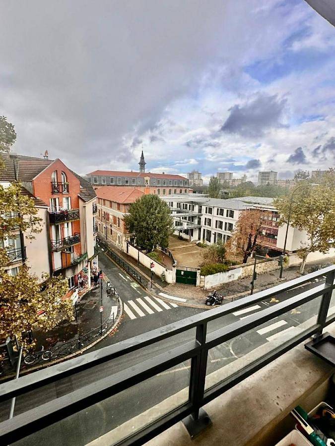 Gîte pour 5 personnes, avec vue et balcon à Colombes - 4
