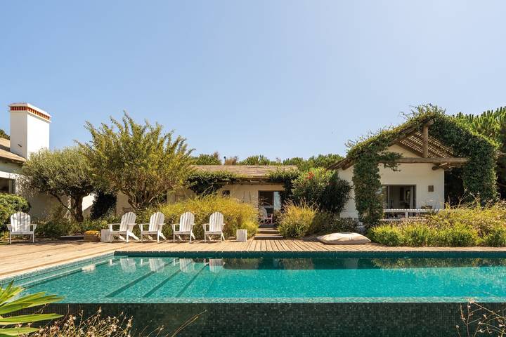 Villa para 12 pessoas, com terraço e jardim em Carvalhal