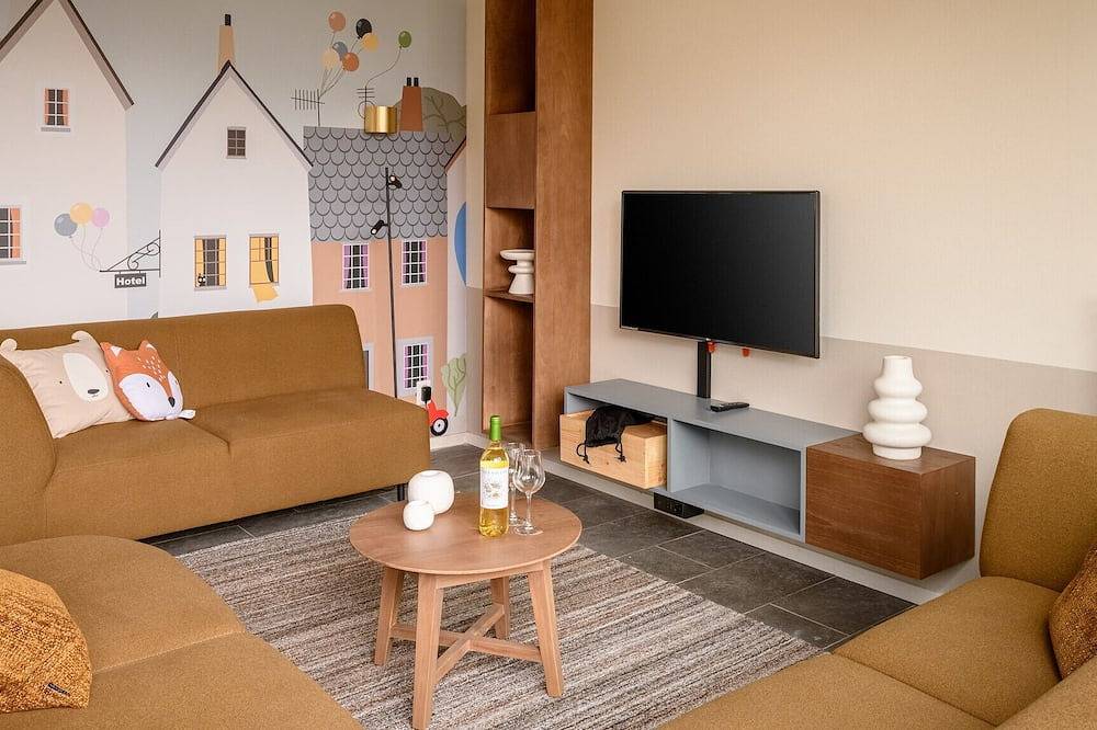 Luxe house with kids facilities - 4 bedrooms / 2 bathrooms in Maastricht, Limburg (Niederlande)